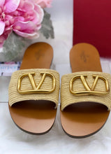 Load image into Gallery viewer, Valentino Raffia VLogo Slides-BRAND NEW!