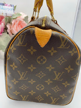 Load image into Gallery viewer, Louis Vuitton Monogram Speedy 30- Pre lovedđź’•