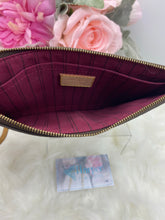 Load image into Gallery viewer, Louis Vuitton Monogram Neverfull GM Pouch w Fuchsia Interior- Pre Lovedđź’•â €