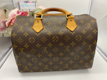 Load image into Gallery viewer, Louis Vuitton Monogram Speedy 30- Pre lovedđź’•