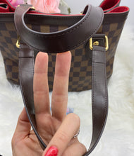 Load image into Gallery viewer, Louis Vuitton Damier PM Hampstead- Pre Loved💕
