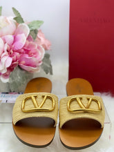 Load image into Gallery viewer, Valentino Raffia VLogo Slides-BRAND NEW!
