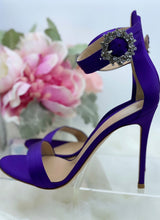 Load image into Gallery viewer, Gianvito Rossi Crystal Embellished Portofino Heels- BRAND NEW!
