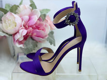 Load image into Gallery viewer, Gianvito Rossi Crystal Embellished Portofino Heels- BRAND NEW!
