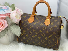 Load image into Gallery viewer, Louis Vuitton Monogram Speedy 25- Pre Loved💕
