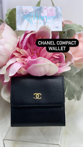 Chanel Vintage Compact Wallet- Pre Loved💕
