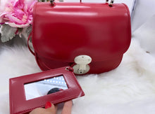 Load image into Gallery viewer, Balenciaga Push Lock Handbag- Pre loved💕
