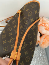 Load image into Gallery viewer, Louis Vuitton Monogram Neverfull MM- Pre Loved💕
