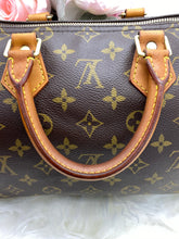Load image into Gallery viewer, Louis Vuitton Monogram Speedy 25- Pre Loved💕
