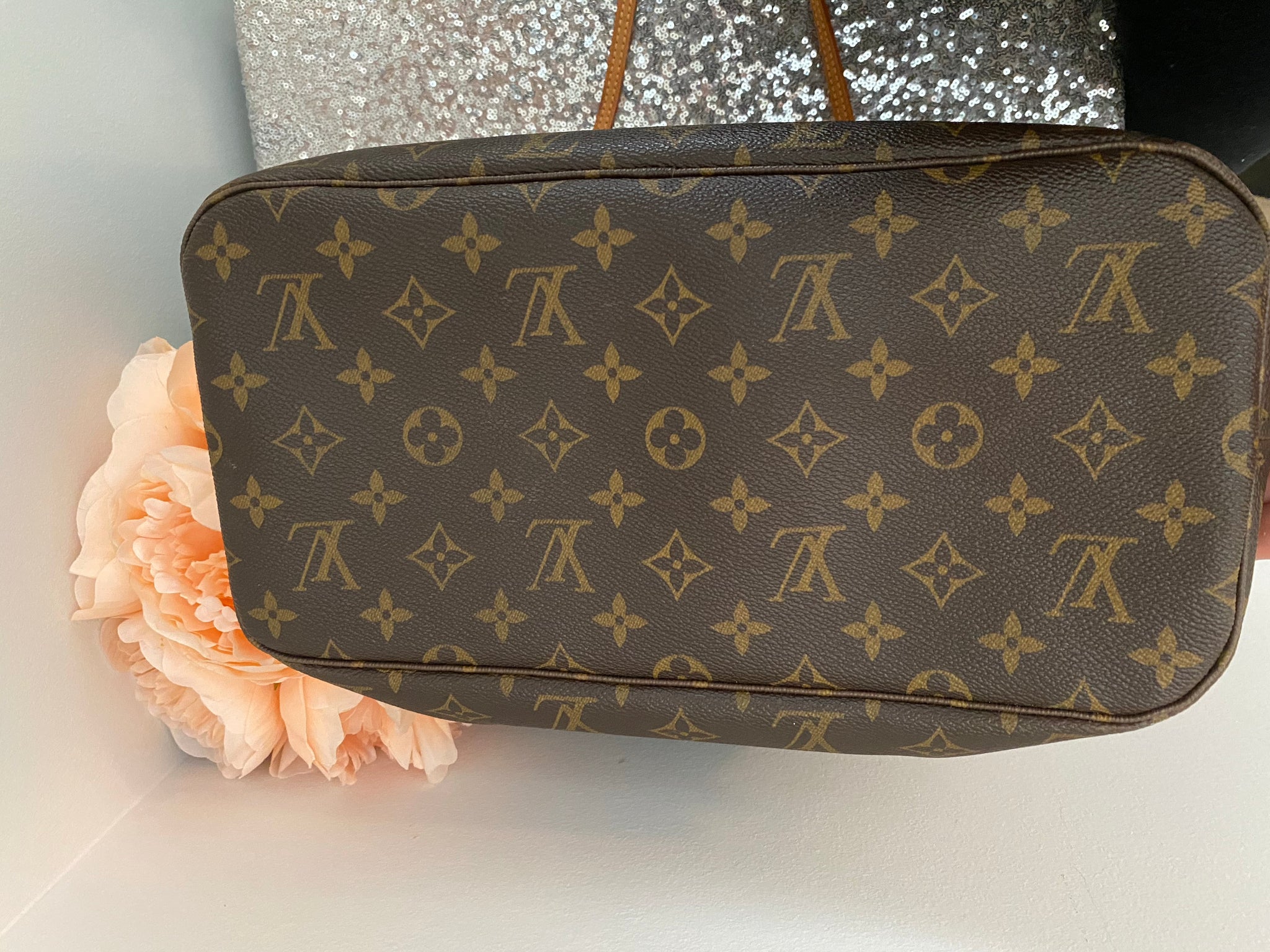 louis vuitton pre-loved monogram canvas neverfull mm, brown