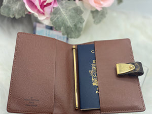 Monogram Couverture Passport Pocket Agenda Wallet