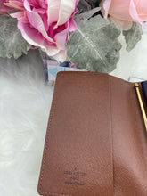 Load image into Gallery viewer, Louis Vuitton Monogram Small Partenaire Agenda Cover/ Passport Holder- Pre Loved💕
