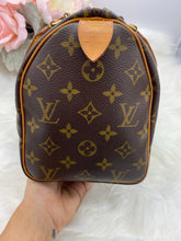 Load image into Gallery viewer, Louis Vuitton Monogram Speedy 25- Pre Loved💕

